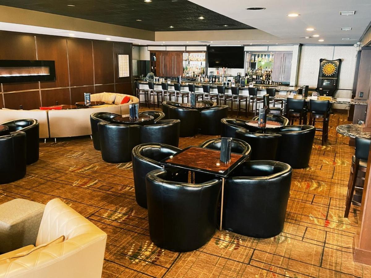 Hotel Wyndham Garden Warsaw Esterno foto